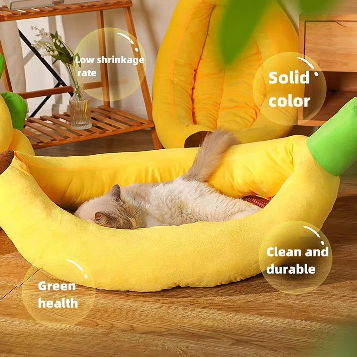 Cute Banana-Shaped Pet Bed – Warm Winter Kennel for Cats & Dogs (Small)